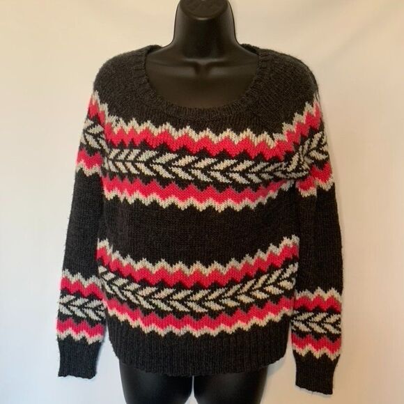 American Eagle Outfitters Sweater - Picture 1 of 6